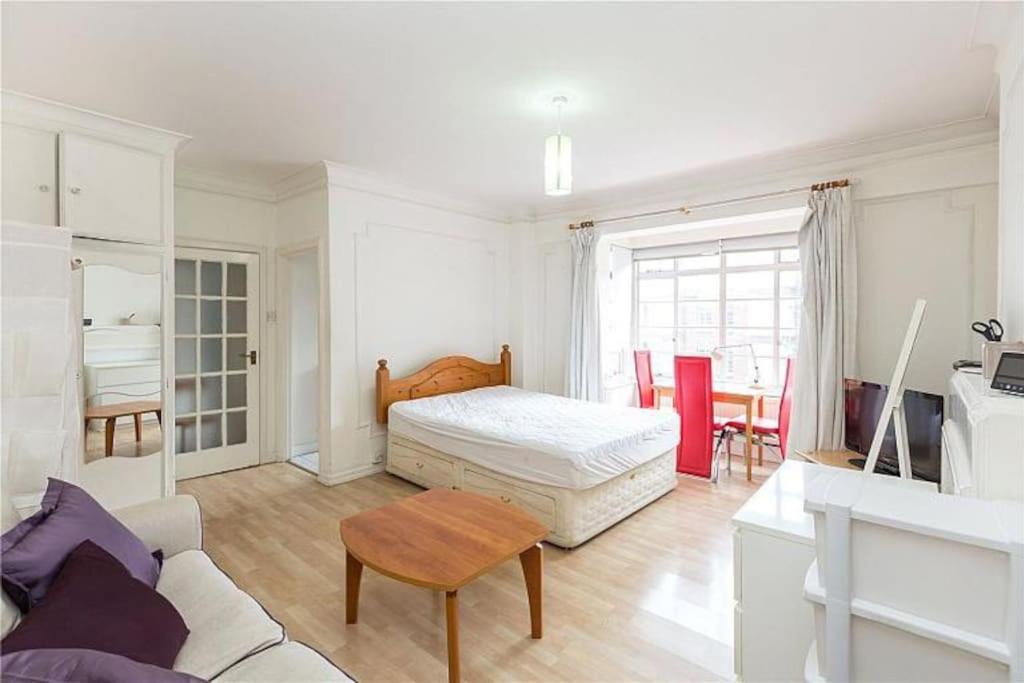 King-Sized Studio, 6Th Floor + Lift, Regent'S Park ลอนดอน ภายนอก รูปภาพ